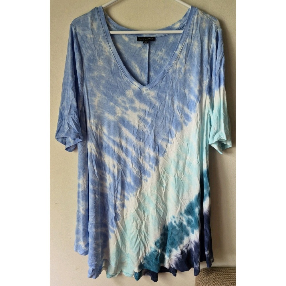 Lane Bryant Blue/White Tie-dye V-neck top Short Sleeves Relaxed Fit Size 18/20